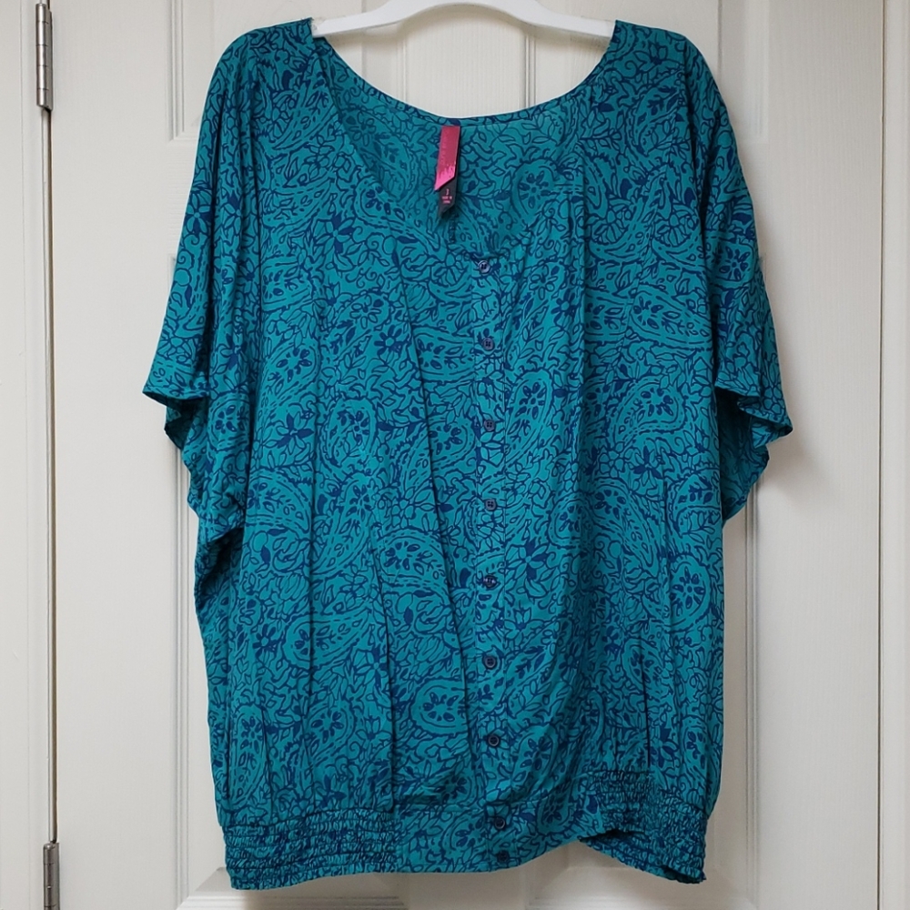Flowy top